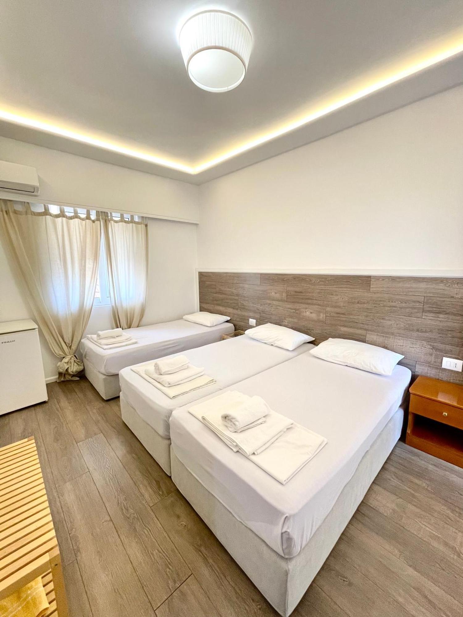 Hotel Aulona Саранда Экстерьер фото